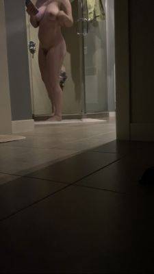 Spied on sis in the shower - voyeurhit.com