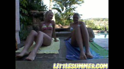 Little Summer with natural tits Lesbian Duo - txxx.com