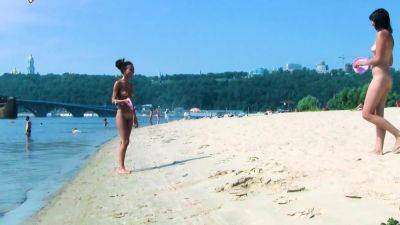 Hot nudist teen filmed by voyeur - drtuber.com